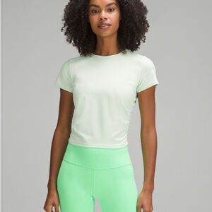 Lululemon all it takes short sleeved nulu shirt size 4